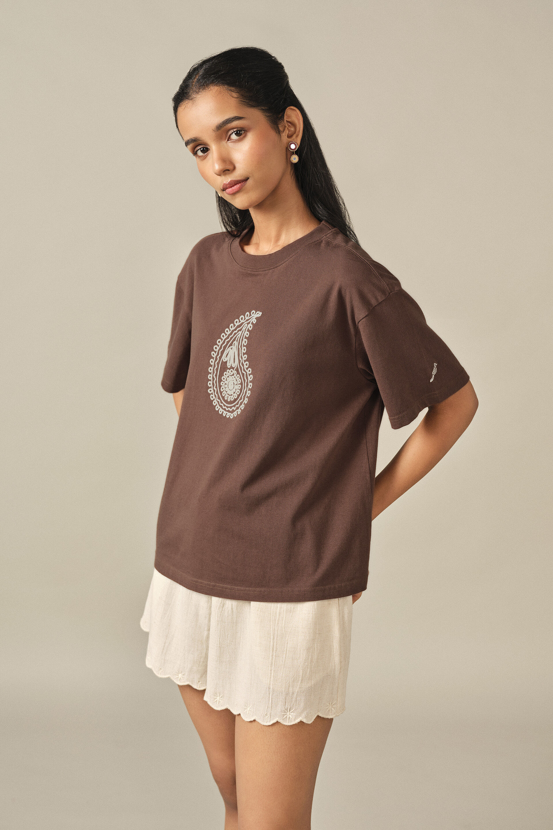 Embroidered Cotton T-shirt in Brown, Brown, image 5